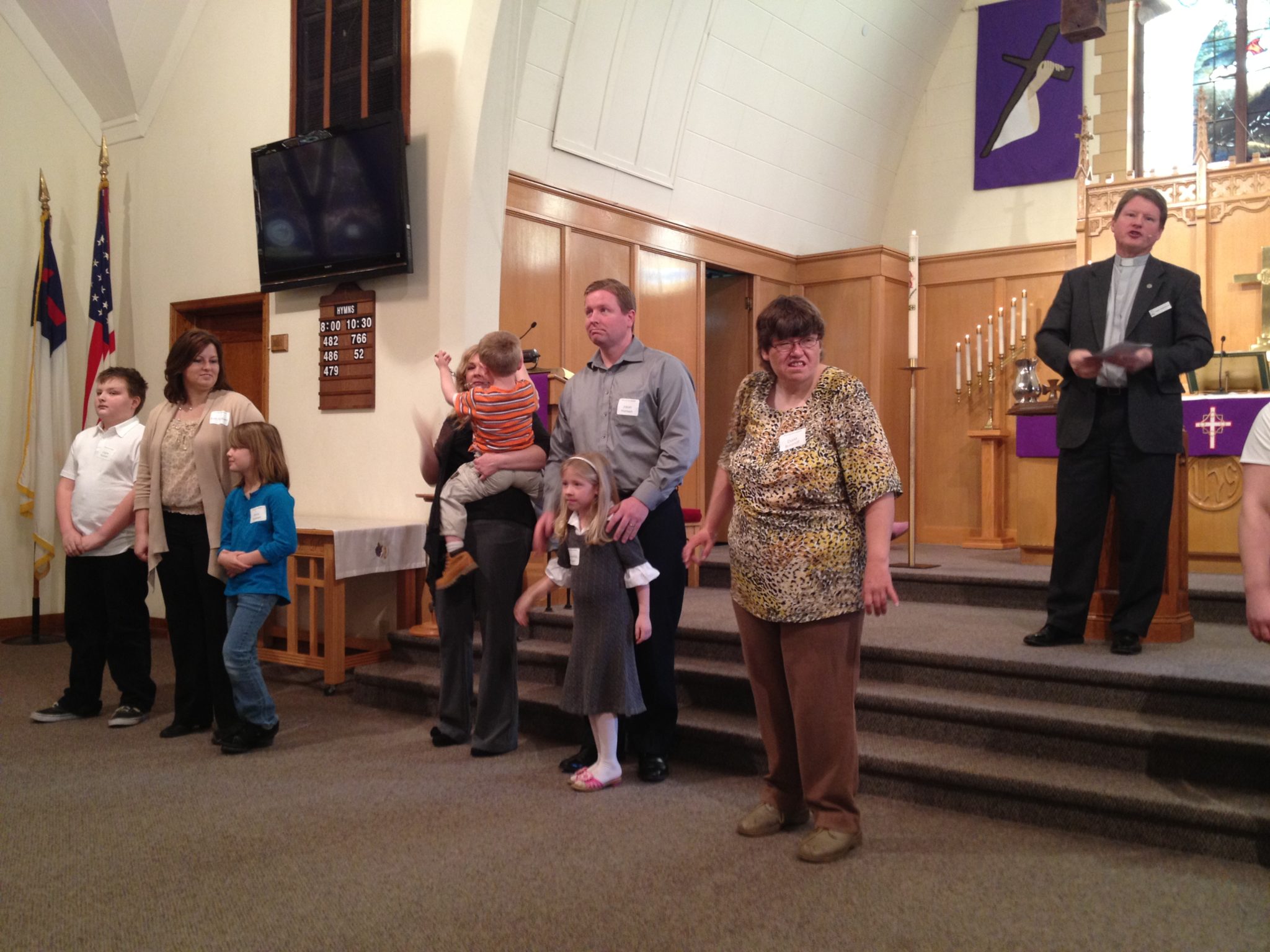 Faith Lutheran receives 17 new members